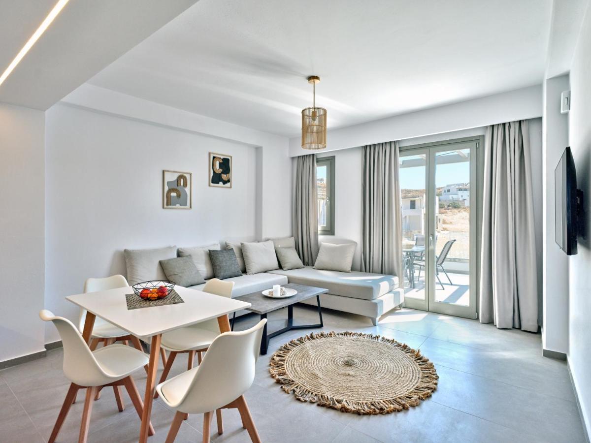 Paros Gem *
