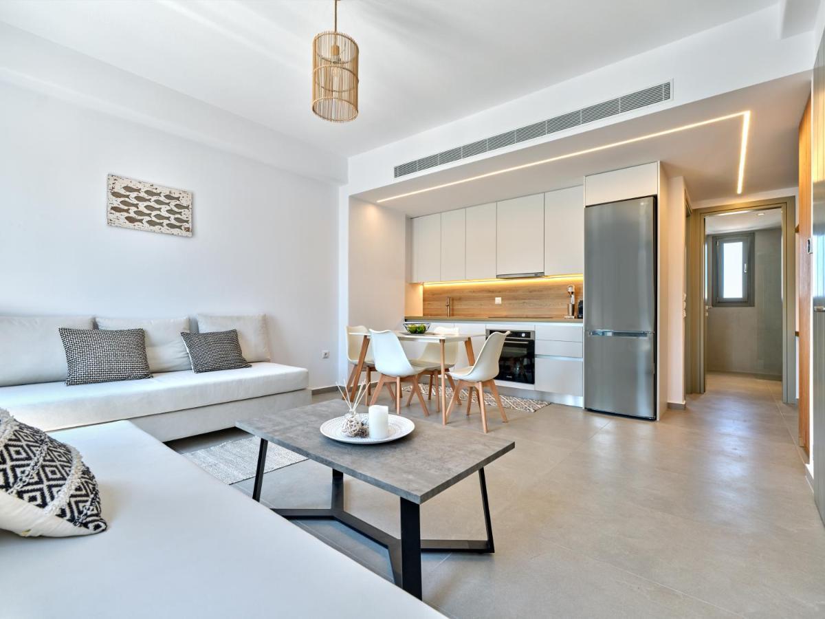 Paros Gem *