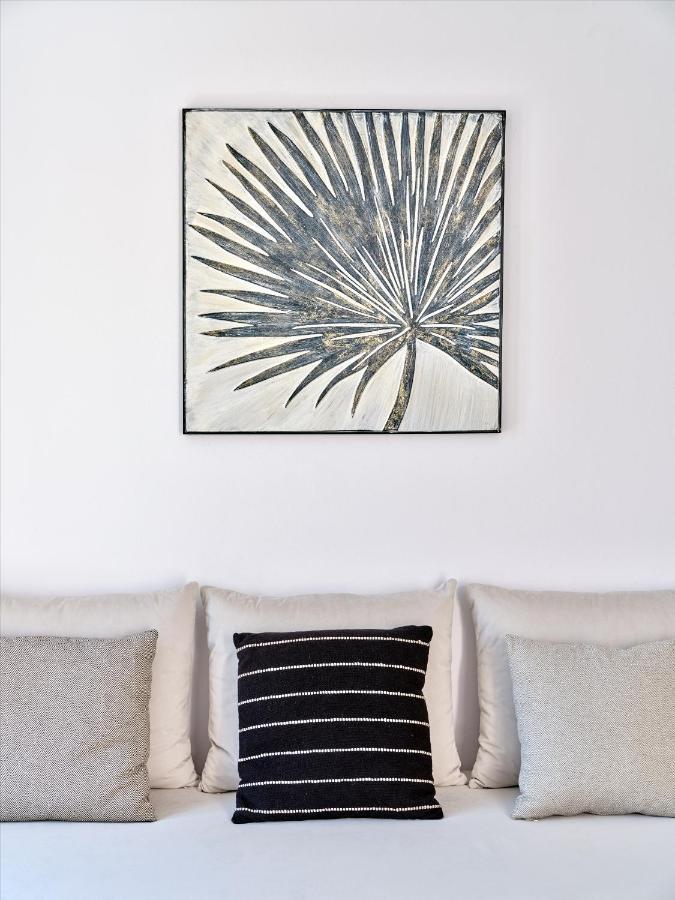 Paros Gem * Naousa (Paros)