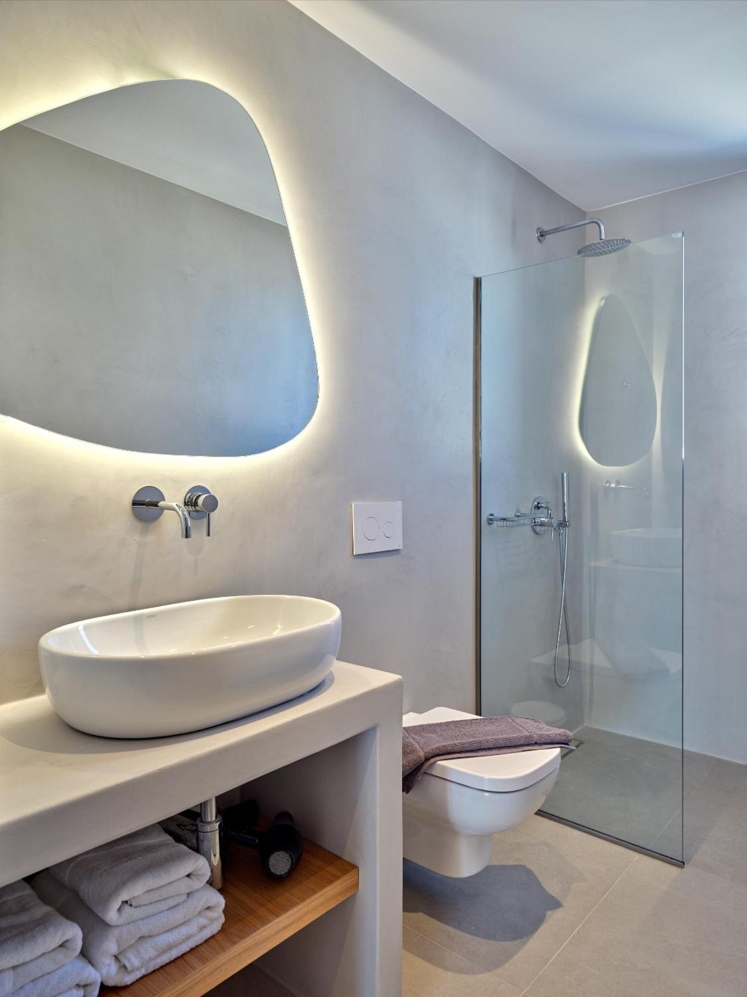 Paros Gem * Naoussa